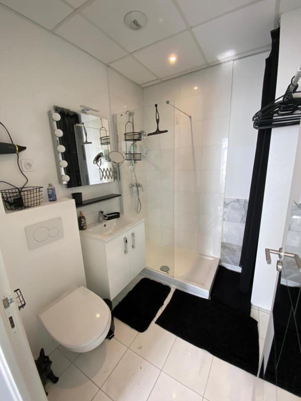 Private - Small Studio For Two At 5 Minutes From Croisette Канны Экстерьер фото
