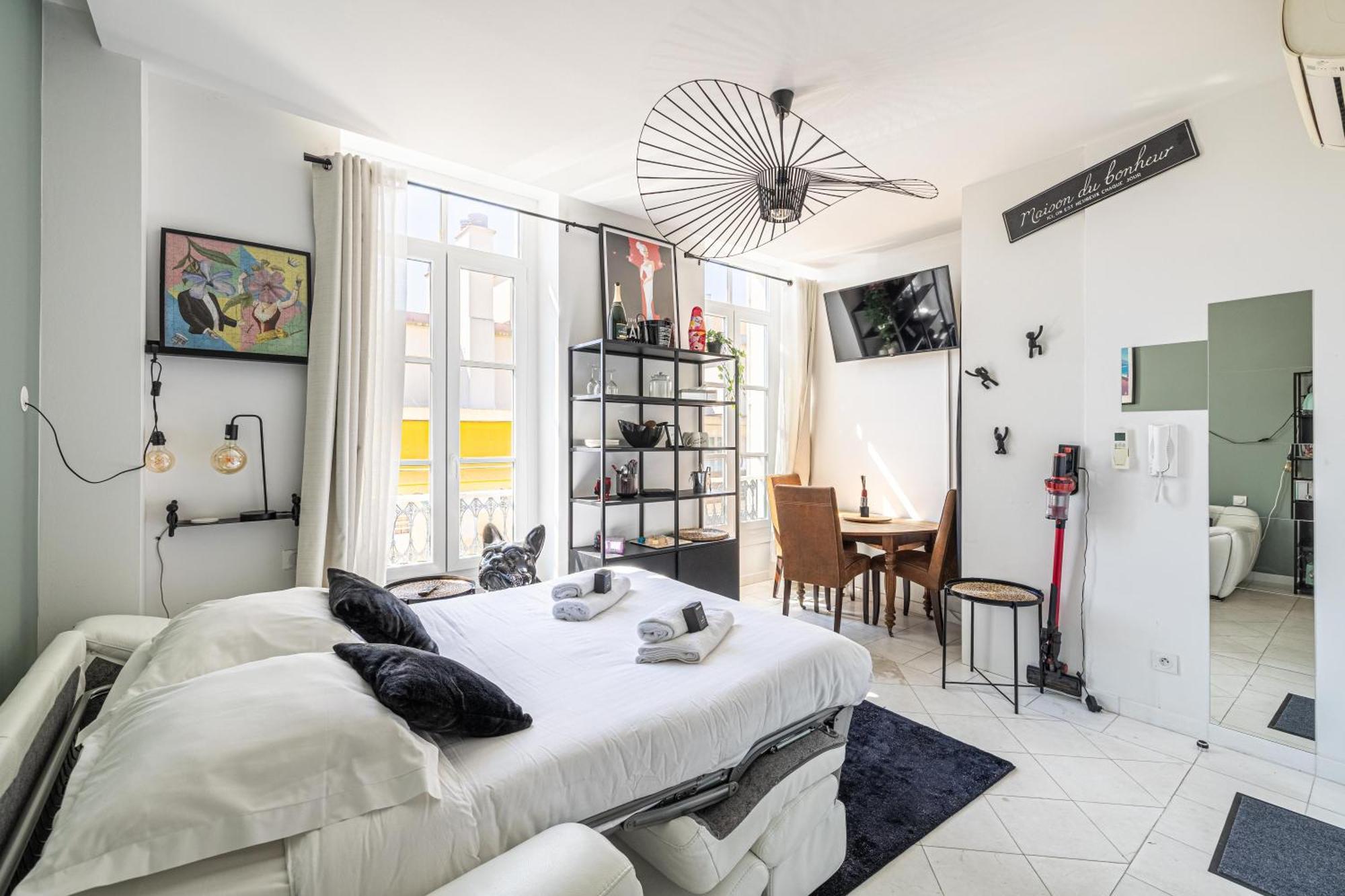 Private - Small Studio For Two At 5 Minutes From Croisette Канны Экстерьер фото